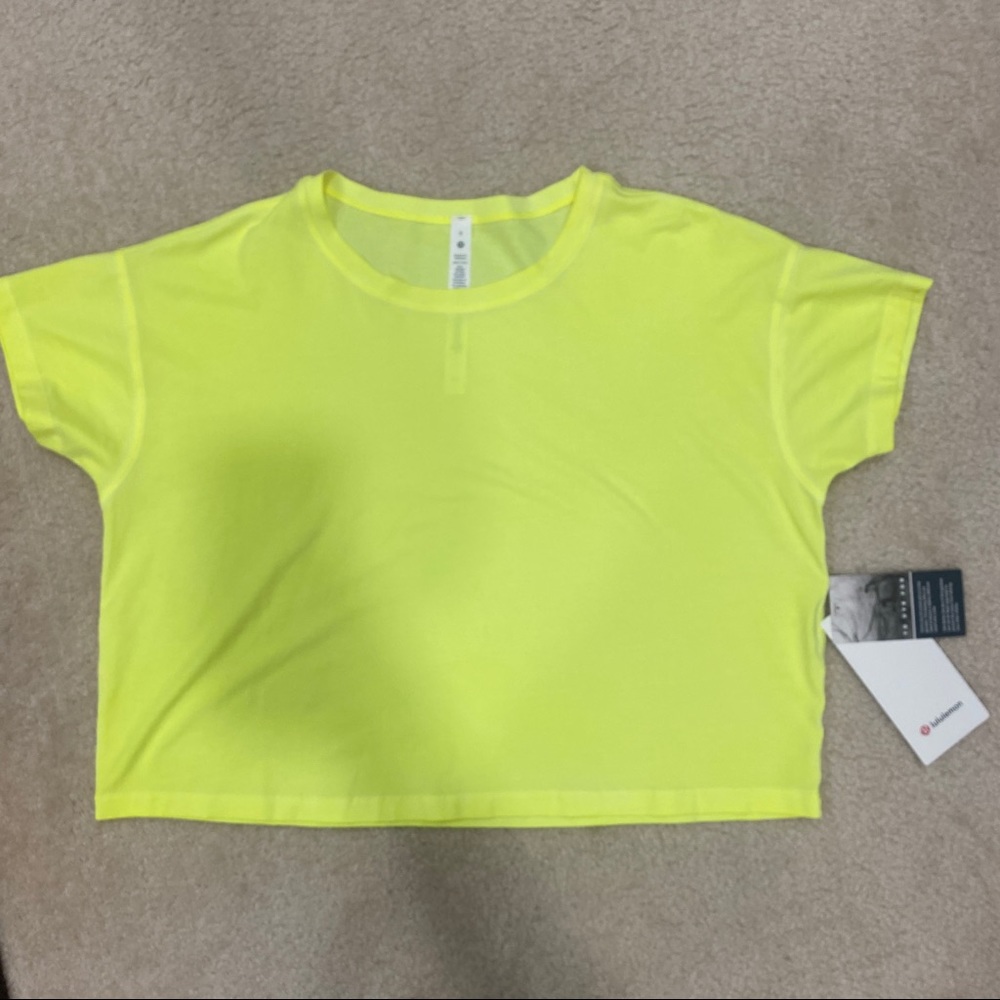 Lululemon Cates Tee Fade New with Tags 8 - Picture 2 of 5